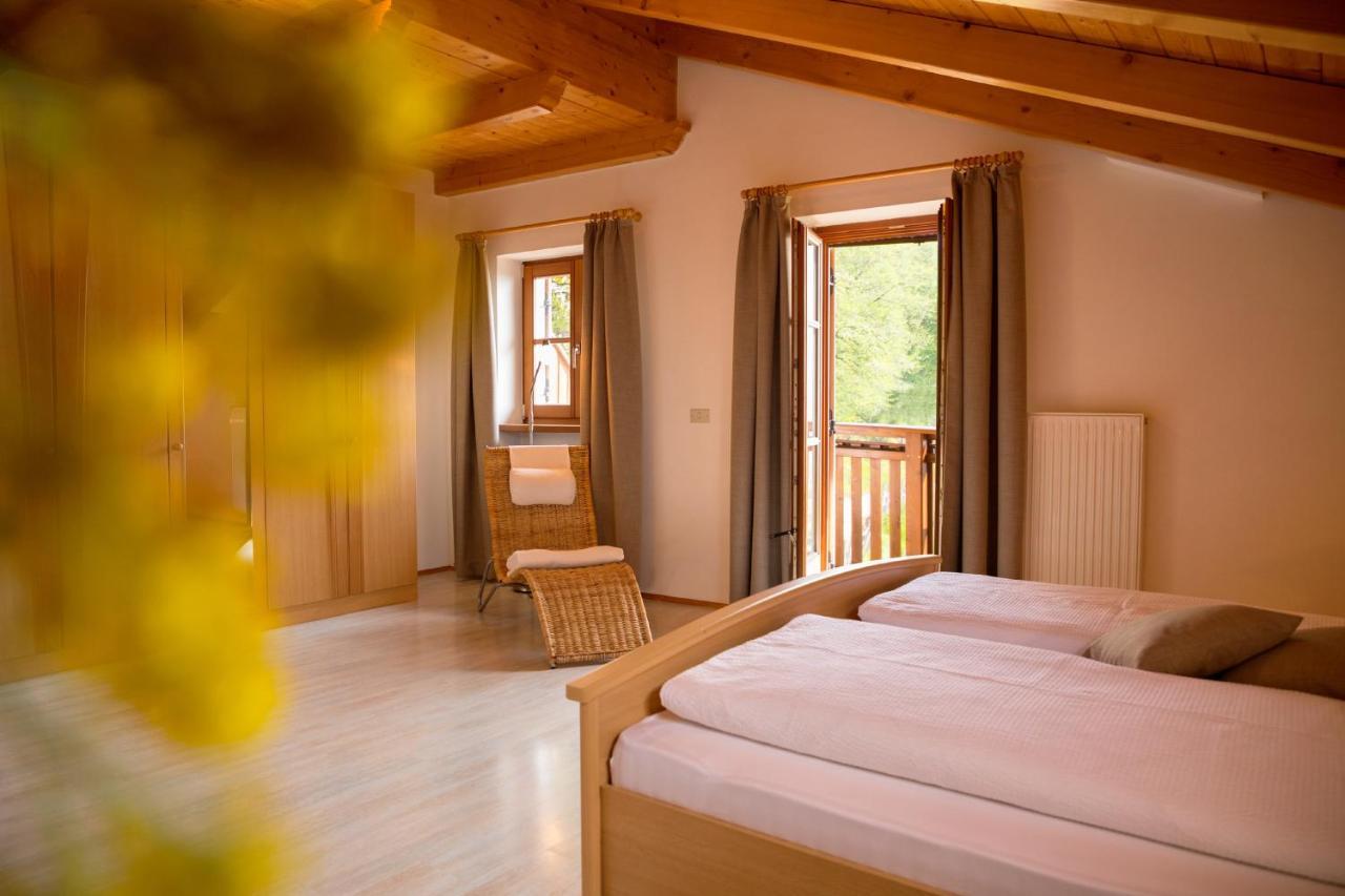 Engadiner Apartments & Wines Montagna Zewnętrze zdjęcie