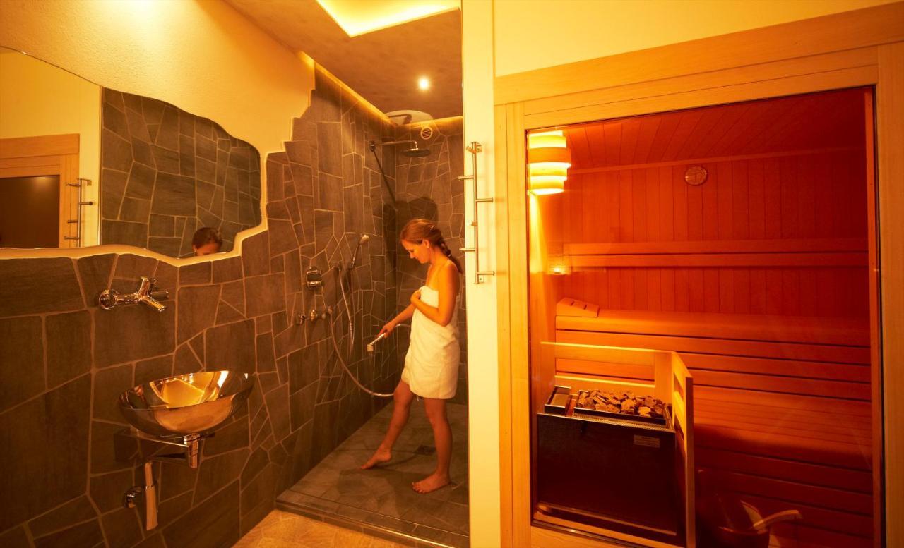 Engadiner Apartments & Wines Montagna Zewnętrze zdjęcie