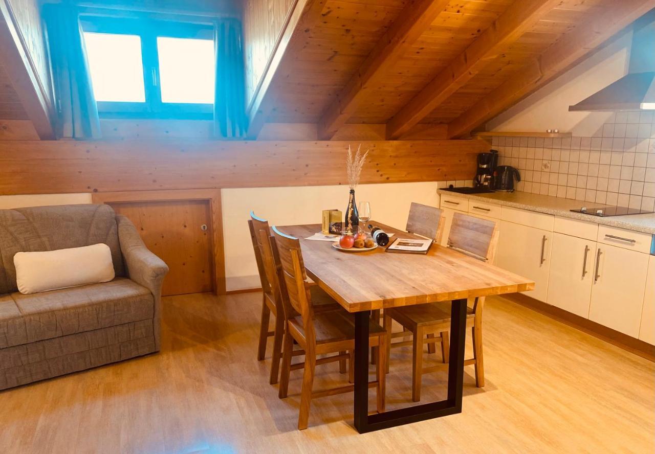 Engadiner Apartments & Wines Montagna Zewnętrze zdjęcie