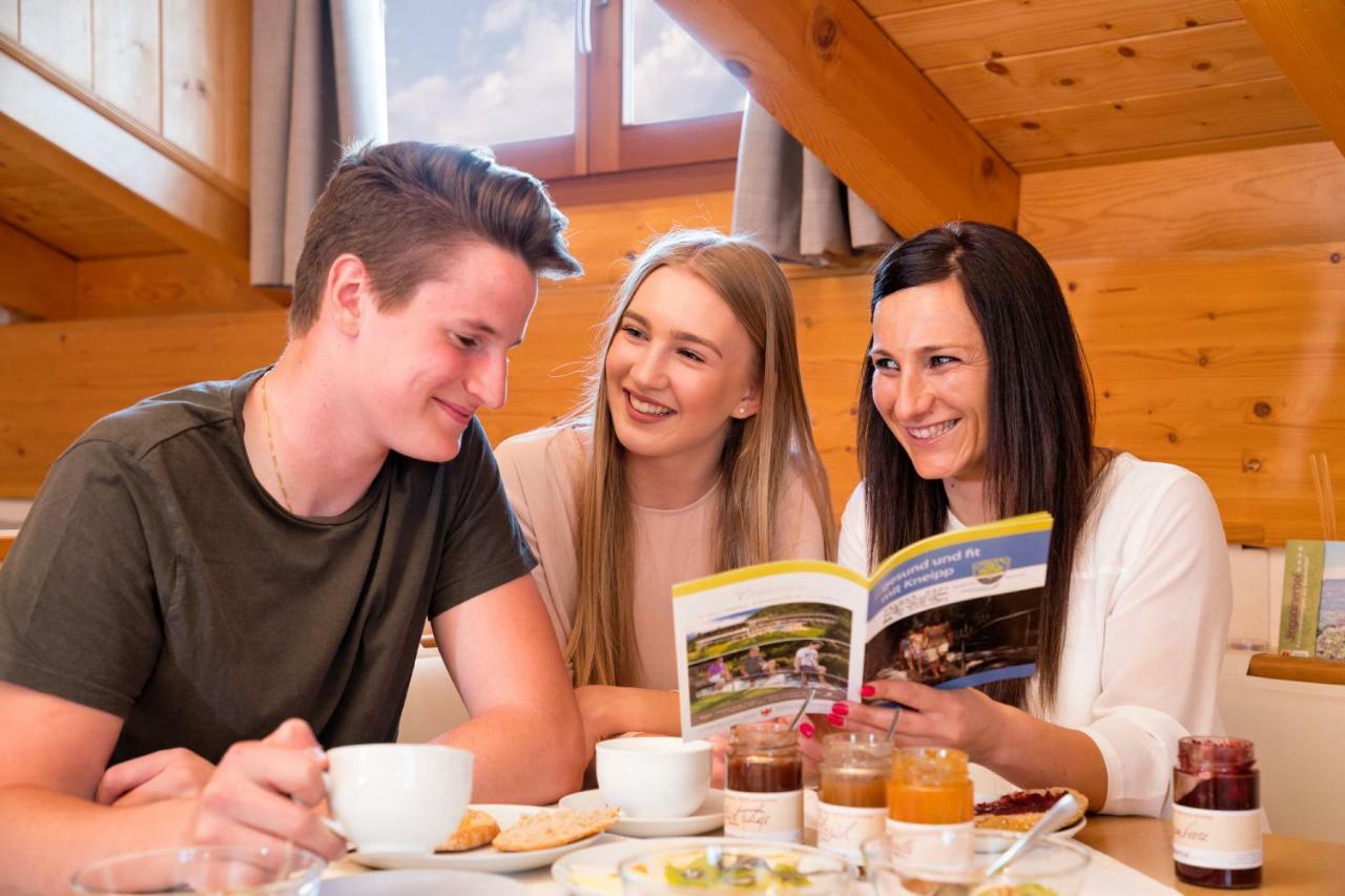 Engadiner Apartments & Wines Montagna Zewnętrze zdjęcie