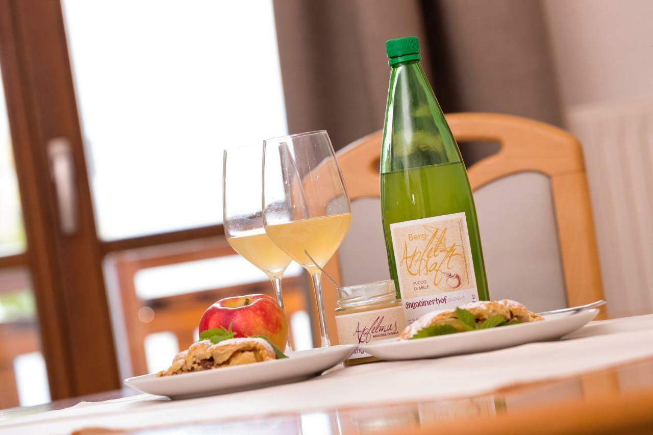Engadiner Apartments & Wines Montagna Zewnętrze zdjęcie