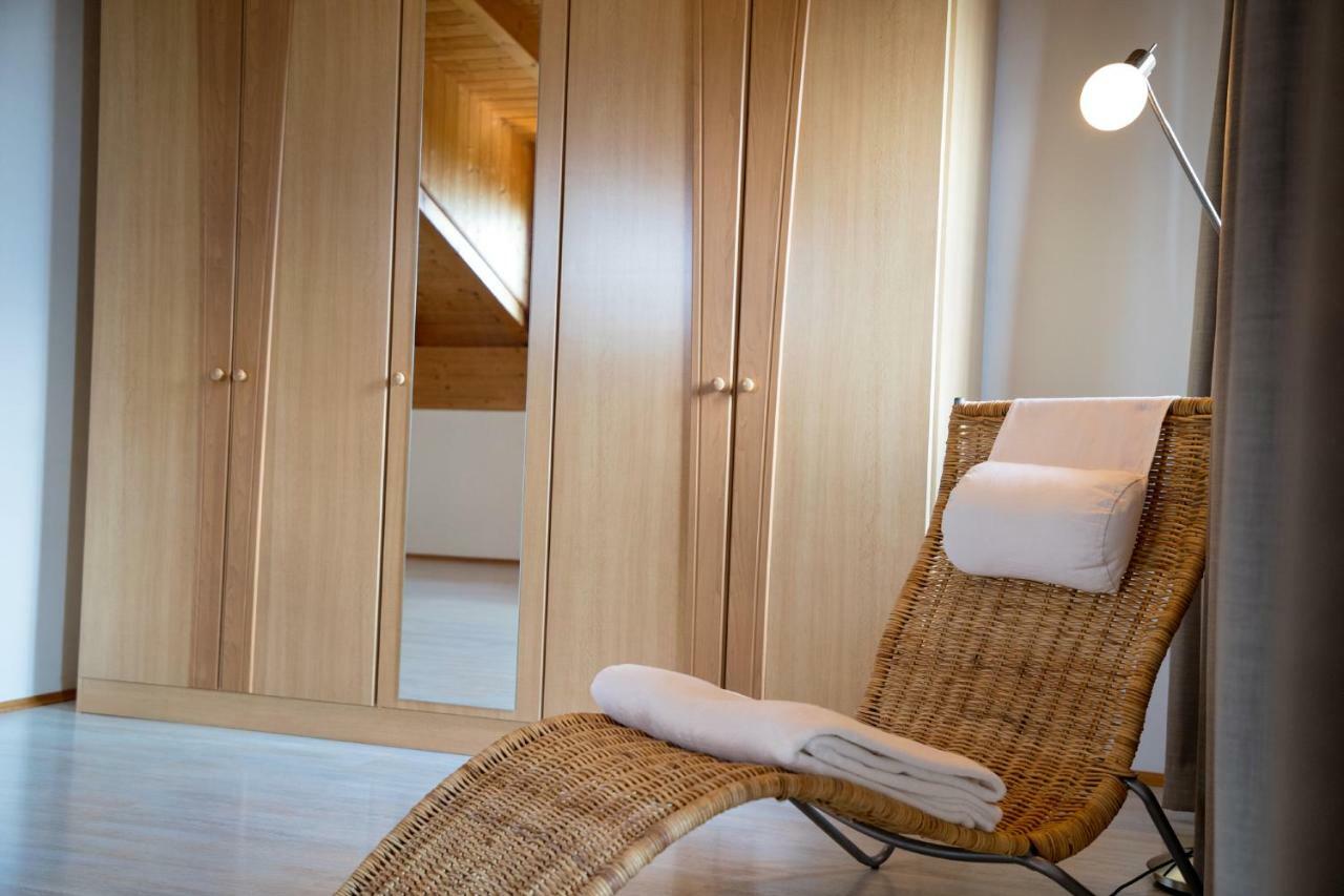 Engadiner Apartments & Wines Montagna Zewnętrze zdjęcie